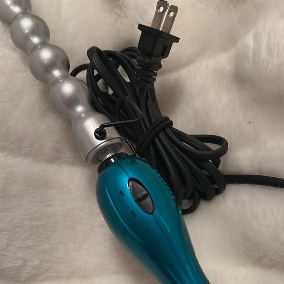 🩵🩵BED HEAD TIGI BUBBLE CURLS🩵🩵 - Picture 4 of 8